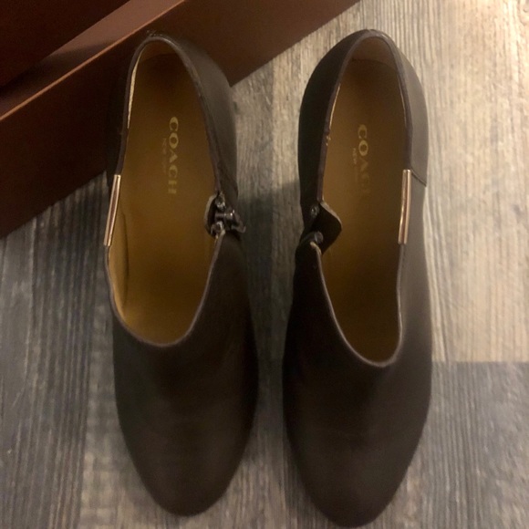 Coach heeled booties, Chestnut Brown - Picture 2 of 6